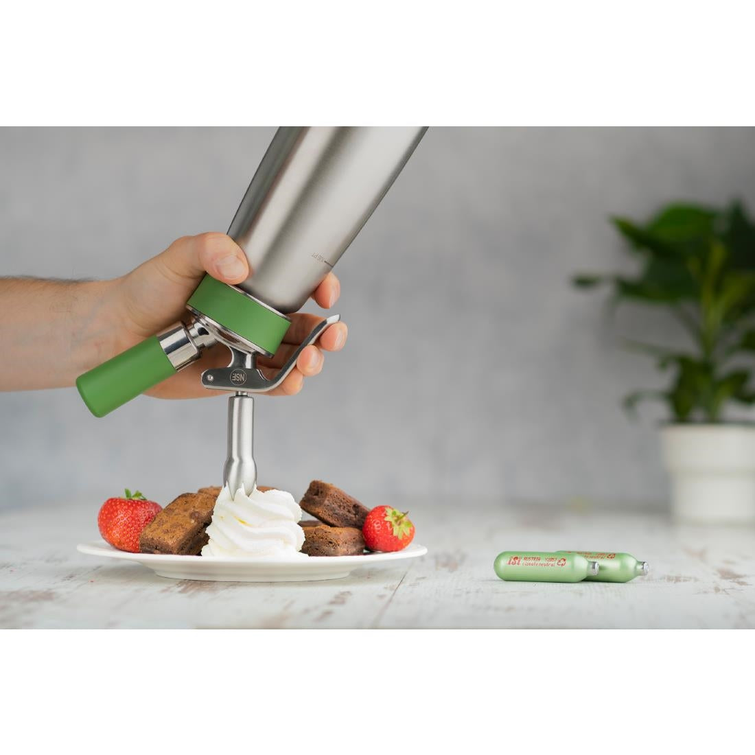 ISI Professional ECO Whipped Cream Dispenser 1Ltr