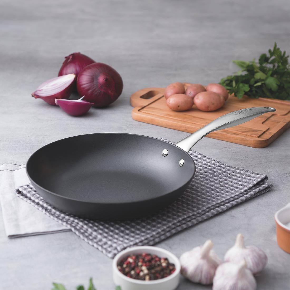 Tramontina Enamel Cast Iron Frying Pan 26cm