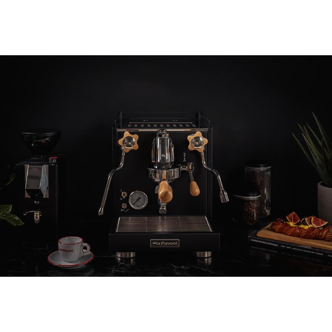 La Pavoni Cellini Classic Semi-Professional Coffee Machine