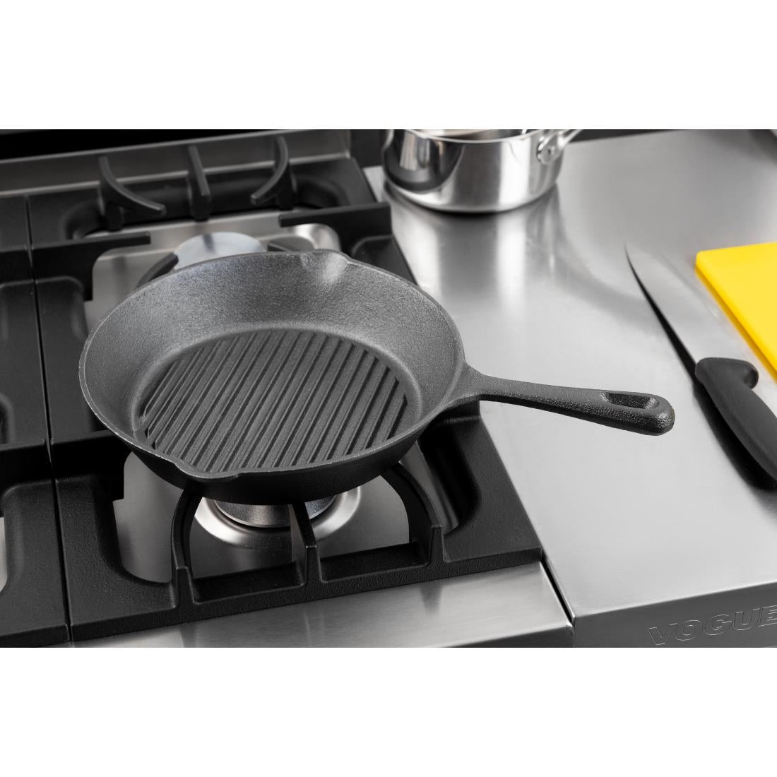 Vogue Round Cast Iron Ribbed Skillet Pan 26cm