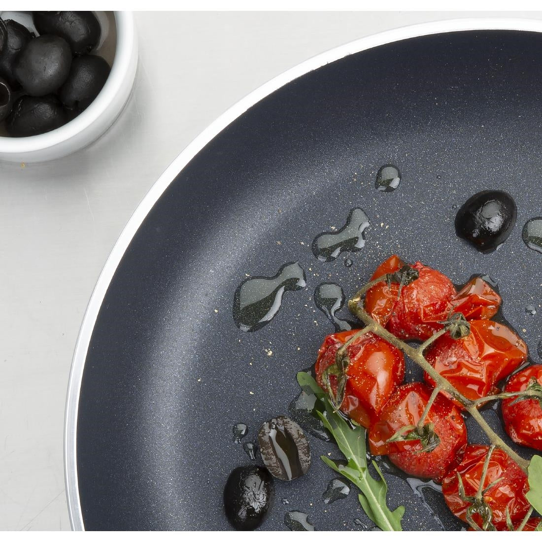Vogue Aluminium Non-stick Teflon Platinum Plus Frying Pan 24cm