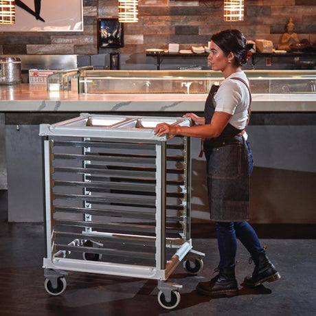 Cambro 2/1 Gastronorm Trolley 18 Tray Capacity Short