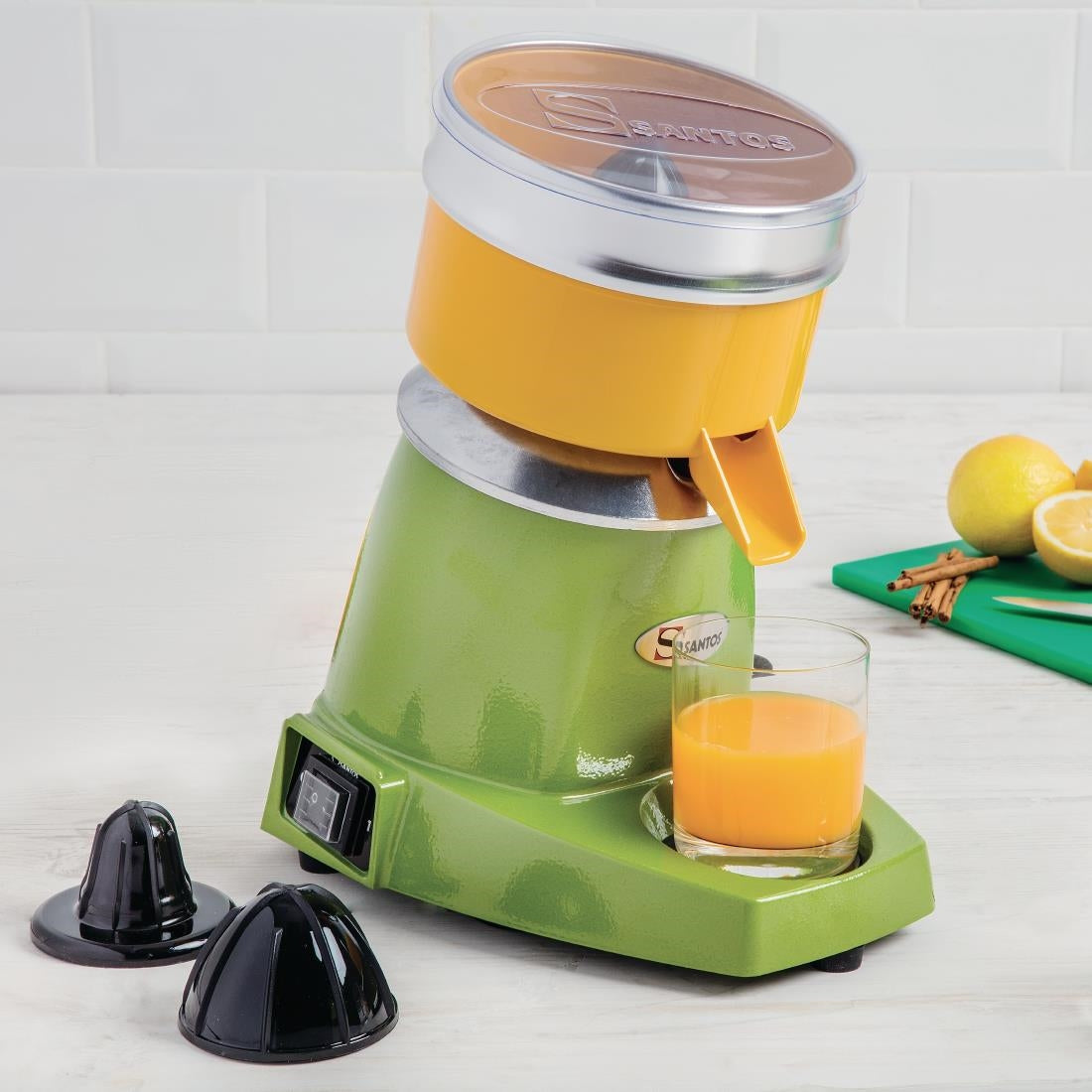 Santos Classic Citrus Juicer 11